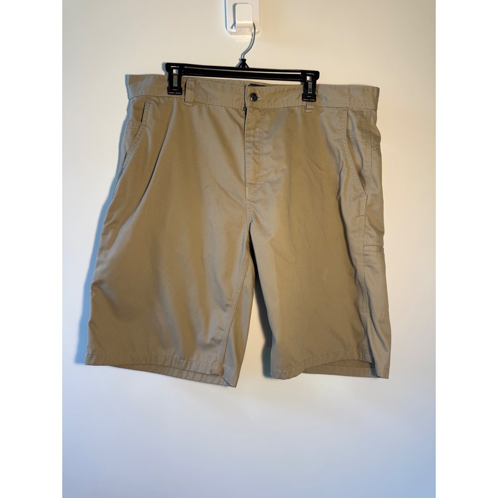 Under Armour Cargo Shorts Mens 38 Brown Khaki 12 in Inseam Preppy Casual UA Logo